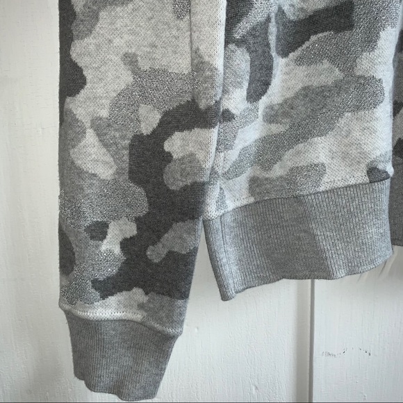 Bass Gray Camo Crewneck - Picture 3 of 5